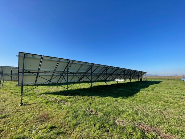 montaj-panouri-fotovoltaice-iasi-electric-instal-srl-35_thumb.